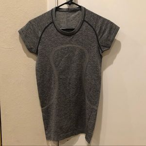 Lululemon Swiftly Shirt Sleeve